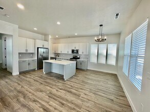 5635 S Scarlet Hill Dr in Saint George, UT - Building Photo - Building Photo