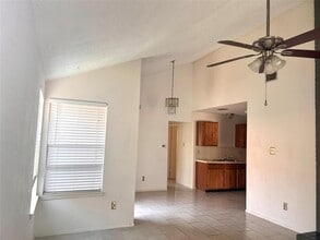 11727 Norwegian Wood Dr in Austin, TX - Building Photo - Building Photo