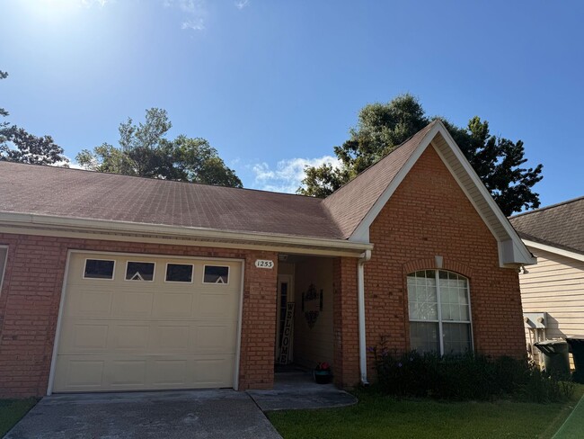 property at 1253 Mosswood Chase