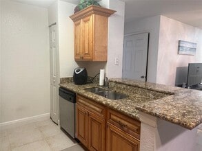 8827 Manor Loop in Lakewood Ranch, FL - Building Photo - Building Photo