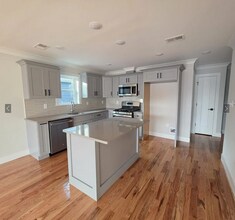 113 E Jersey St in Elizabeth, NJ - Building Photo - Building Photo