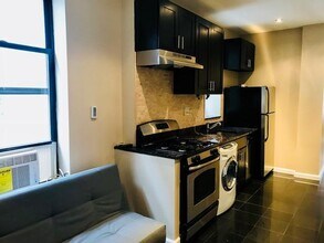 5 W 101st St in New York, NY - Building Photo - Building Photo