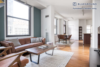63 E Lake St, Unit FL15-ID130 in Chicago, IL - Building Photo - Building Photo