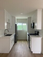 5322 Virginia Ave in Los Angeles, CA - Building Photo - Building Photo