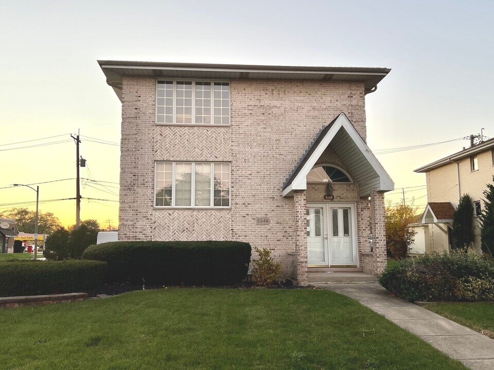 5348 6th Ave in Countryside, IL - Building Photo