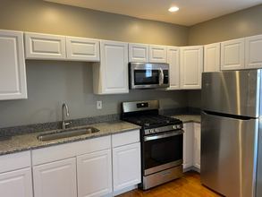 6016 W Wabansia Ave in Chicago, IL - Building Photo - Building Photo