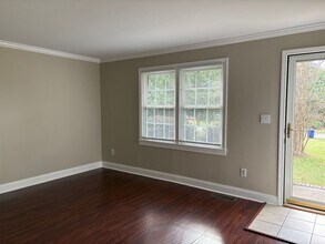 3213 Meadow Ln in Winston-Salem, NC - Building Photo - Building Photo