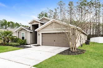 77830 Lumber Creek Blvd in Yulee, FL - Foto de edificio - Building Photo