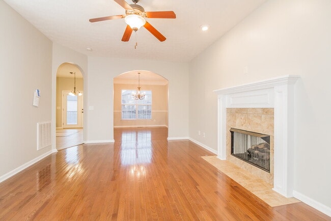 105 Latham Ct in Hendersonville, TN - Building Photo - Building Photo