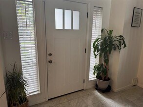 1323 W Forest Dr in Houston, TX - Building Photo - Building Photo