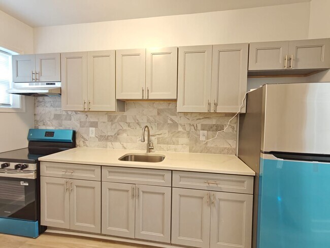 2007 W Indiana Ave in Philadelphia, PA - Building Photo - Building Photo