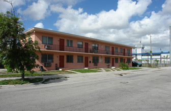 3500 NW 3rd Ave in Miami, FL - Building Photo - Building Photo