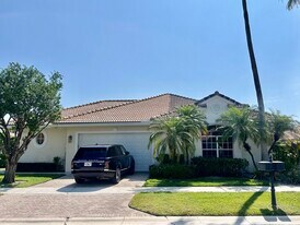 2921 Twin Oaks Way in Wellington, FL - Building Photo