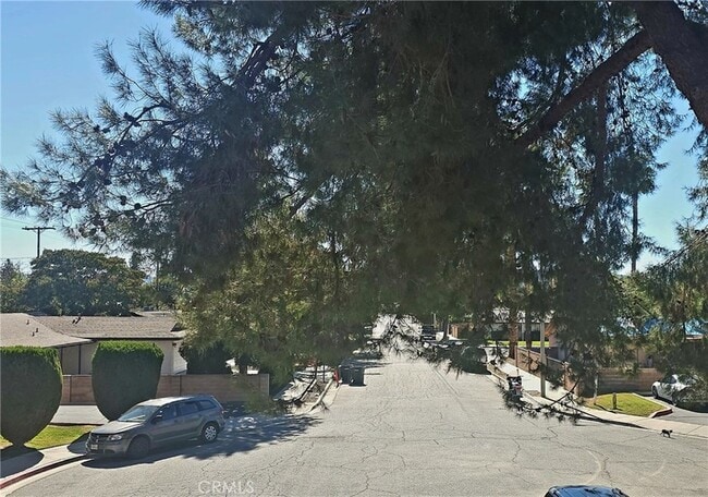 1113 Turquoise St in Hemet, CA - Foto de edificio - Building Photo