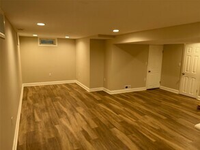 17 Dover Dr in Endicott, NY - Building Photo - Building Photo