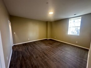 550 Spruce St in Elmira, NY - Building Photo - Building Photo