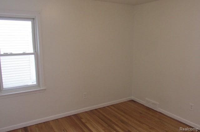 1310 Mill St in Lincoln Park, MI - Building Photo - Building Photo