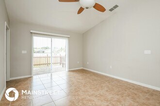 1610 Merrimack Ct in Davenport, FL - Building Photo - Building Photo
