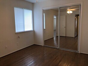 3705 Elliott St in Bryan, TX - Foto de edificio - Building Photo