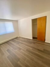 7809 Rutherford Ave in Burbank, IL - Building Photo - Building Photo