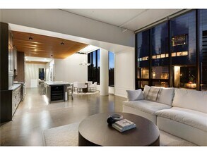 750 S 2nd St in Minneapolis, MN - Building Photo - Building Photo