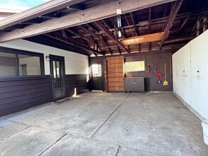 145 Squire Ln in Auburn, CA - Building Photo - Building Photo