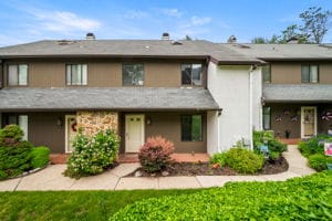 property at 132 Pinecrest Ln
