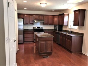 133 Nottingham Dr in Pittsburgh, PA - Building Photo - Building Photo