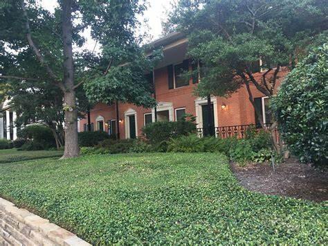 4704 Abbott Ave in Dallas, TX - Building Photo