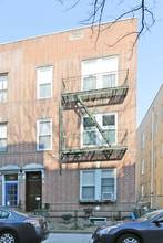 24-36 27th St in Astoria, NY - Building Photo - Building Photo