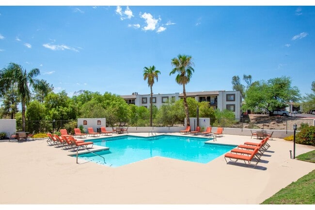 Sunrise Ridge in Tucson, AZ - Building Photo - Building Photo