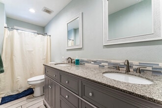 1155 E Geneva Dr in Tempe, AZ - Building Photo - Building Photo