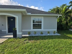 1328 SW 27th Terrace in Cape Coral, FL - Building Photo - Building Photo