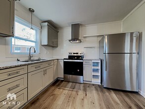 6143 Castle Ct in Charlotte, NC - Building Photo - Building Photo