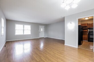 1405 NE 76th St in Kansas City, MO - Building Photo - Building Photo
