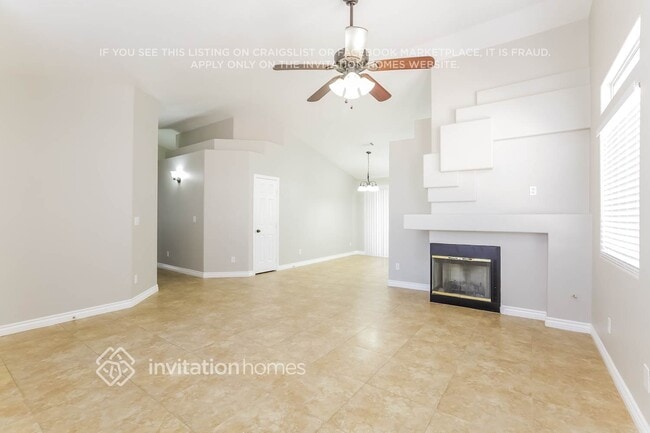 6225 Bruma Ave in Las Vegas, NV - Building Photo - Building Photo