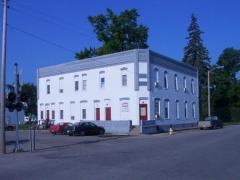 101 S Monon St in Francesville, IN - Building Photo