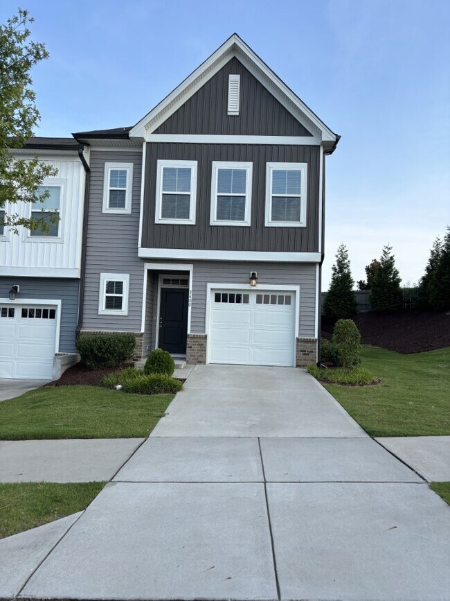 property at 3400 Star Vw Dr