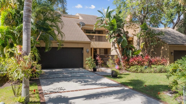 property at 790 St Albans Dr