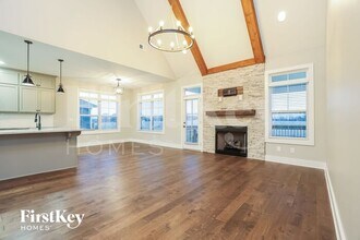 708 Jersey Dr in Clarksville, TN - Foto de edificio - Building Photo