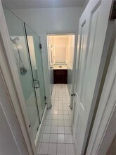 299 SE 12th Ave in Deerfield Beach, FL - Foto de edificio - Building Photo