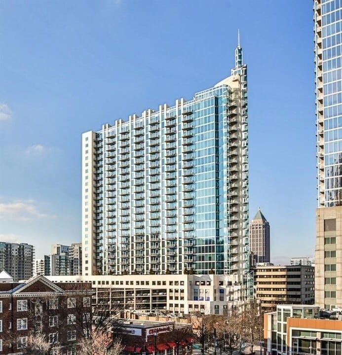 860 Peachtree St NE in Atlanta, GA - Foto de edificio