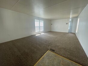27 Blue Star Dr in Keene, TX - Building Photo - Building Photo