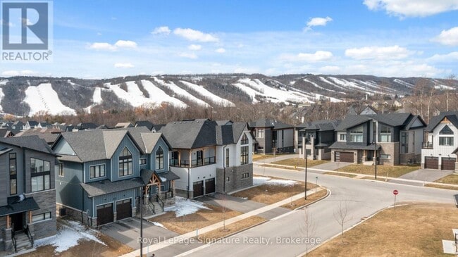 property at 101 Cattail Cres