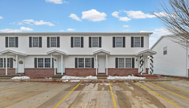 property at 224 Crossing Dr