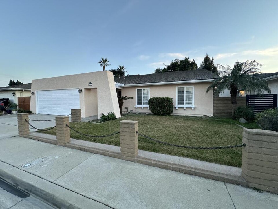 6510 San Gabriel Cir in Buena Park, CA - Building Photo