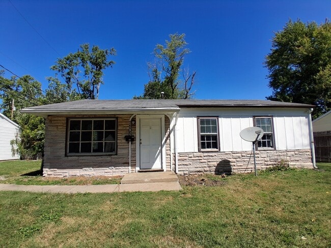 property at 1505 Fairwood St