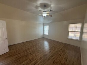 1704 Dorothy Dr in Moore, OK - Building Photo - Building Photo