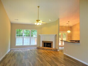 8518 Lawnpark Dr in Knoxville, TN - Building Photo - Building Photo