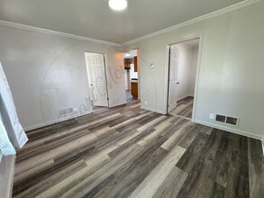 13832 Julius Ave in Warren, MI - Building Photo - Building Photo